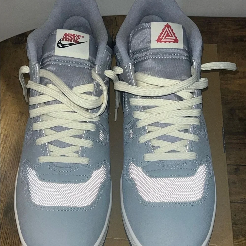 Nike shoes - Picture 4 of 6